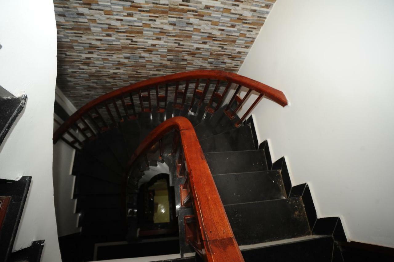 Ruby Lakeview Homestay Hanoi Zewnętrze zdjęcie